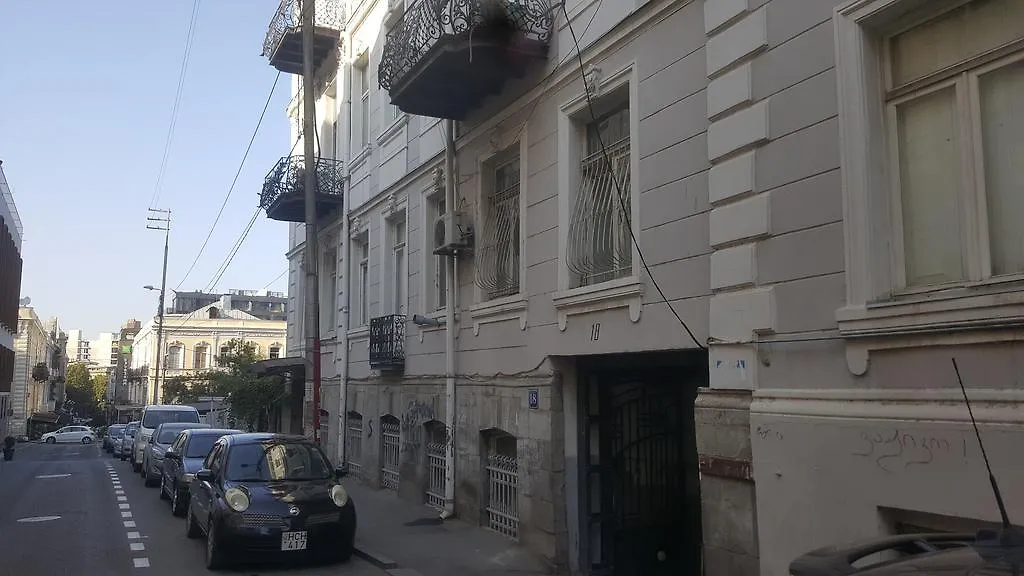 Old Tbilisi Trio Apartments