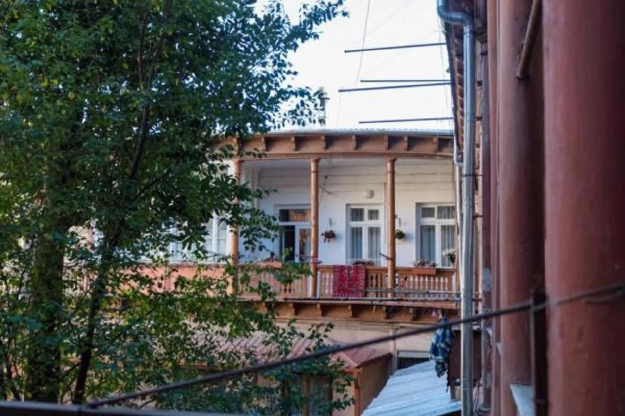 Old Tbilisi Trio Apartments Грузия